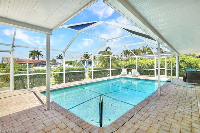 5330 Cobalt CT, Cape Coral, FL 33904