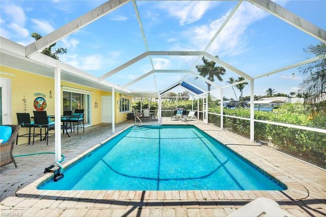 5330 Cobalt CT, Cape Coral, FL 33904