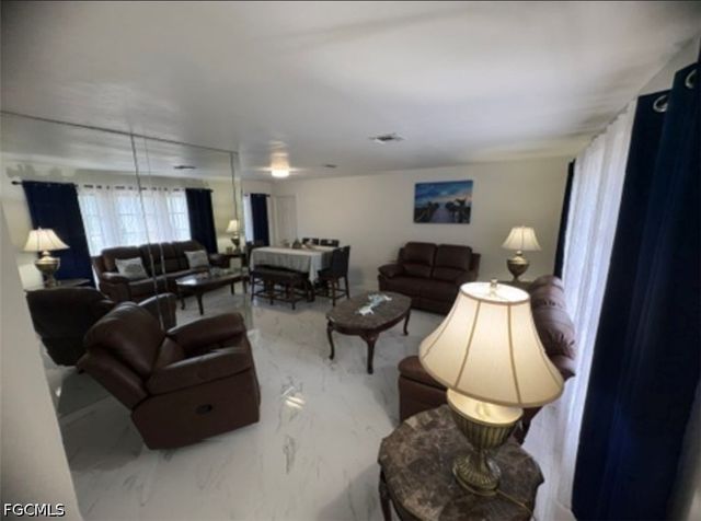 4509 SW 1st PL, Cape Coral, FL 33914