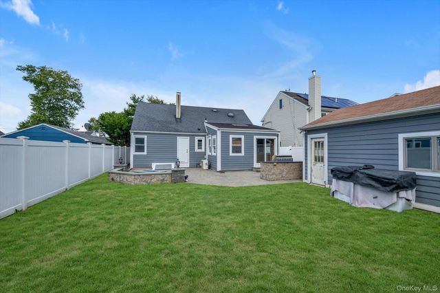 3315 2nd Street, Oceanside, NY 11572