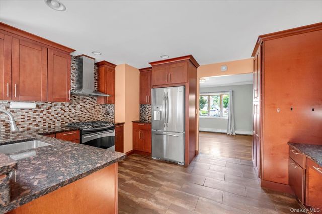 3315 2nd Street, Oceanside, NY 11572