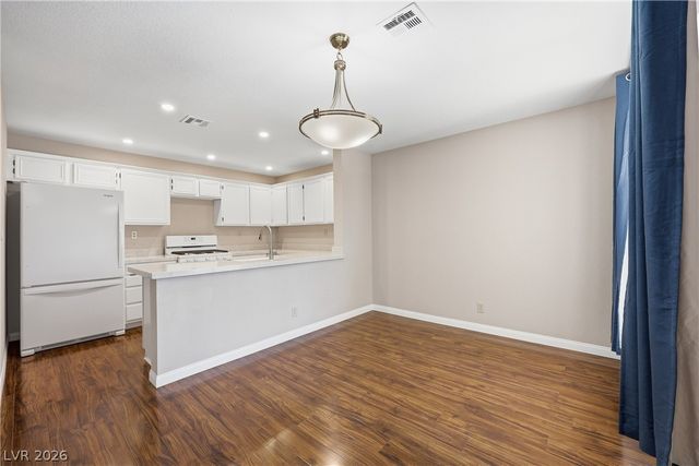 2641 South Durango Drive 201, Las Vegas, NV 89117