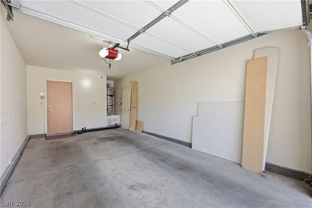 2641 South Durango Drive 201, Las Vegas, NV 89117