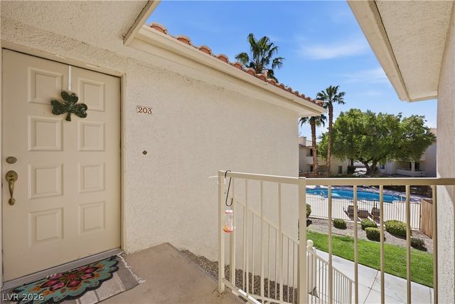 2641 South Durango Drive 201, Las Vegas, NV 89117