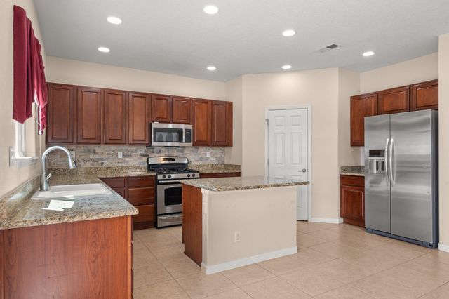 9747 Summer Shower Place NW, Albuquerque, NM 87120