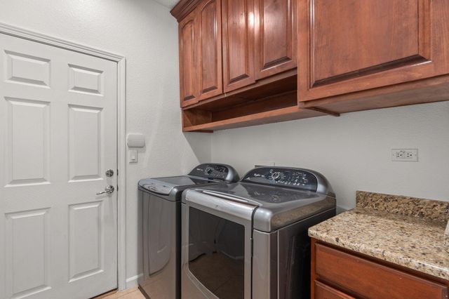 9747 Summer Shower Place NW, Albuquerque, NM 87120