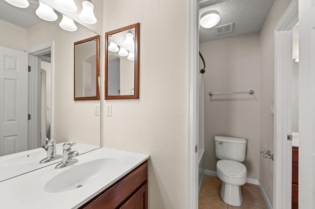 9747 Summer Shower Place NW, Albuquerque, NM 87120