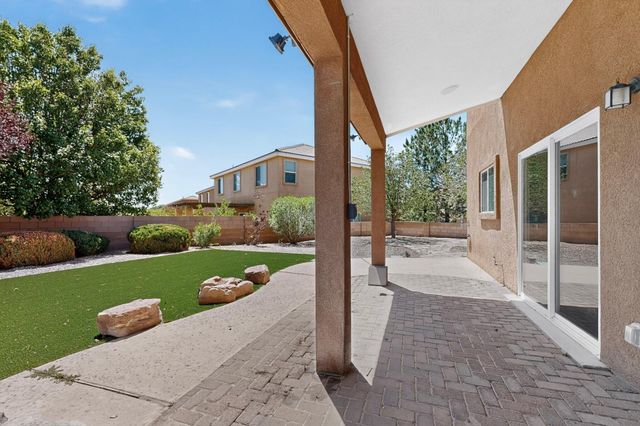 9747 Summer Shower Place NW, Albuquerque, NM 87120