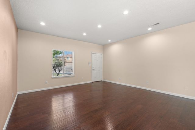9747 Summer Shower Place NW, Albuquerque, NM 87120