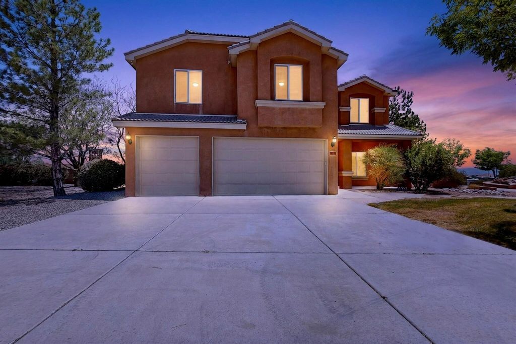 9747 Summer Shower Place NW, Albuquerque, NM 87120