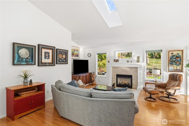 131 Huckleberry Place, Port Townsend, WA 98368