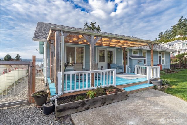 131 Huckleberry Place, Port Townsend, WA 98368