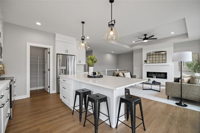 321 11th Street NW, Bondurant, IA 50035