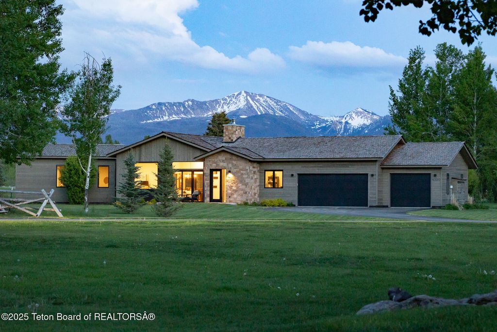 6300 N ASPEN Drive, Jackson, WY 83001