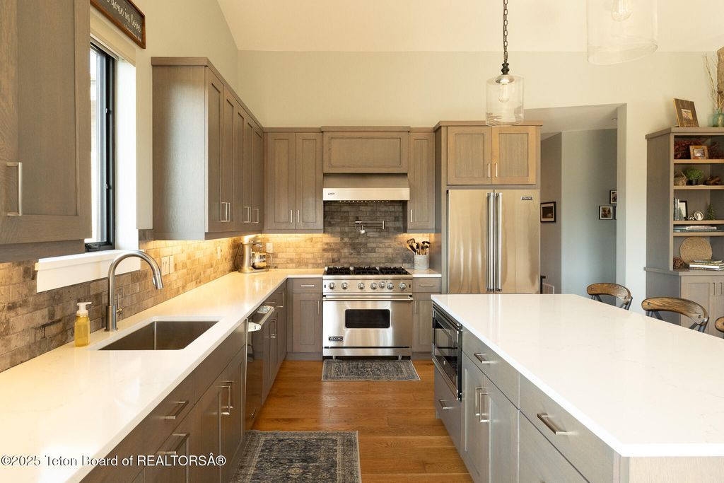 6300 N ASPEN Drive, Jackson, WY 83001 photo 17