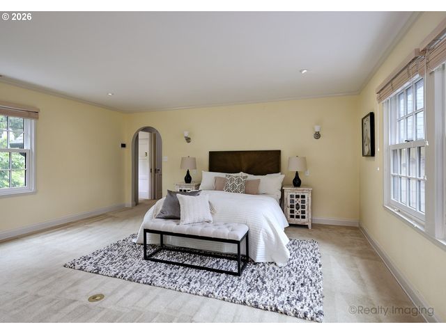 1975 Sw EDGEWOOD Rd, Portland, OR 97201