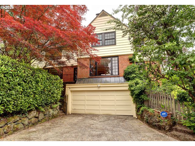 1975 Sw EDGEWOOD Rd, Portland, OR 97201
