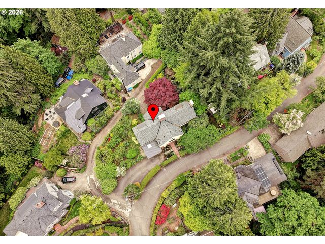 1975 Sw EDGEWOOD Rd, Portland, OR 97201