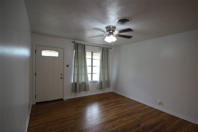 1921 Deborah Drive, Sherman, TX 75090