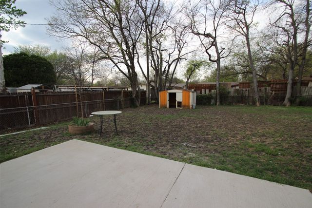 1921 Deborah Drive, Sherman, TX 75090