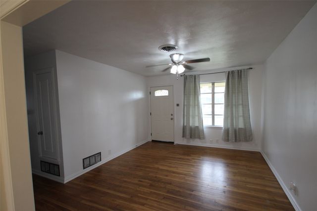 1921 Deborah Drive, Sherman, TX 75090