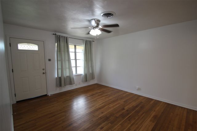 1921 Deborah Drive, Sherman, TX 75090