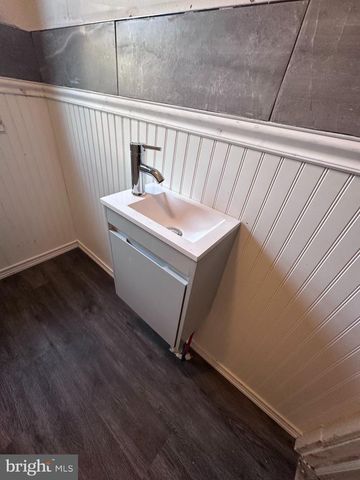 4719 RITTENHOUSE ST, Riverdale, MD 20737