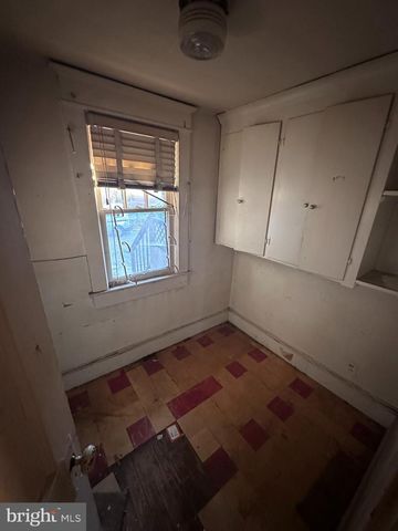 4719 RITTENHOUSE ST, Riverdale, MD 20737