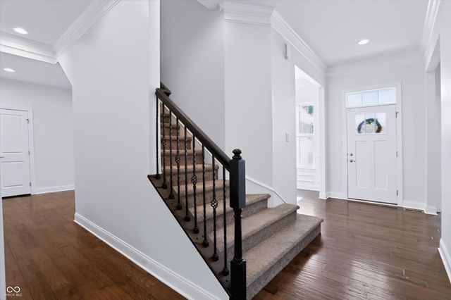 1736 Chateaux Trace, Greenwood, IN 46143