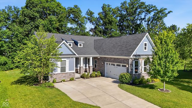 1736 Chateaux Trace, Greenwood, IN 46143