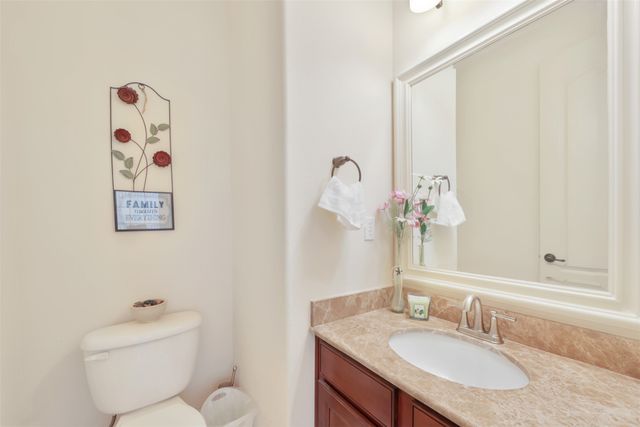 571 Rockingham Drive, Irving, TX 75063