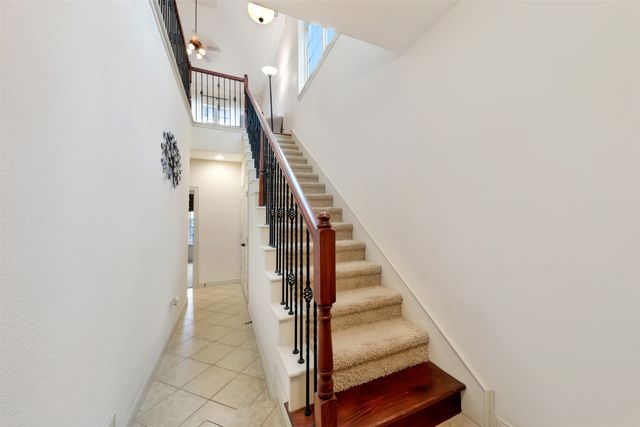 571 Rockingham Drive, Irving, TX 75063