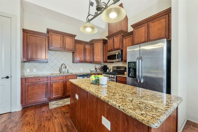 571 Rockingham Drive, Irving, TX 75063