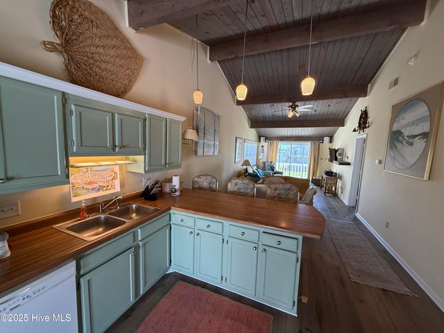 113 Dunes Court A, Atlantic Beach, NC 28512