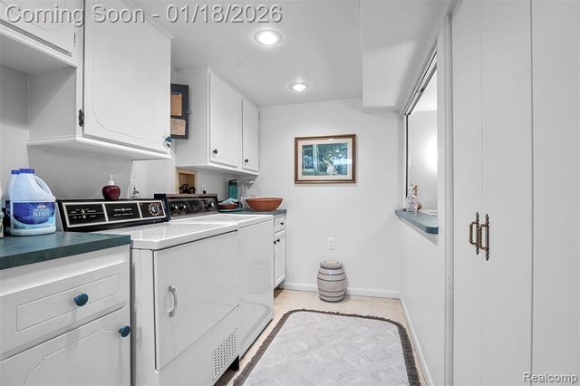 30352 Windsor 21, Rockwood, MI 48173