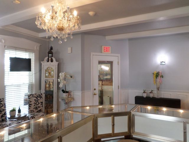 406 Lincoln Ave, Saugus, MA 01906