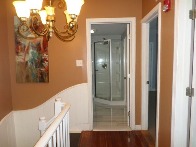 406 Lincoln Ave, Saugus, MA 01906