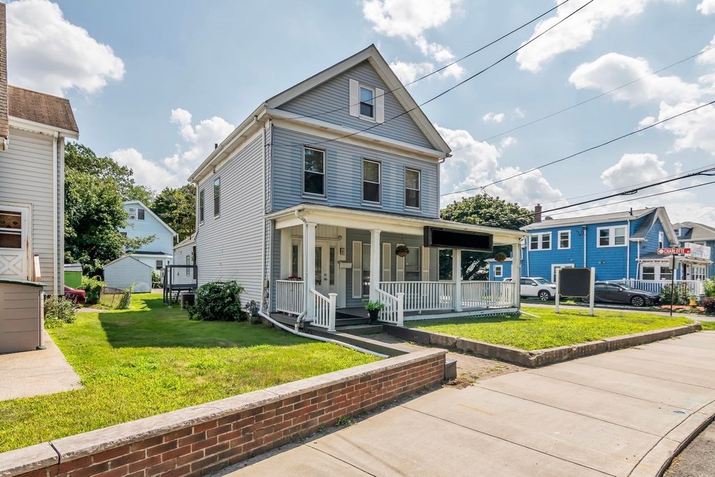 406 Lincoln Ave, Saugus, MA 01906