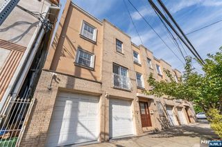 35 Clark Street A, Newark, NJ 07104