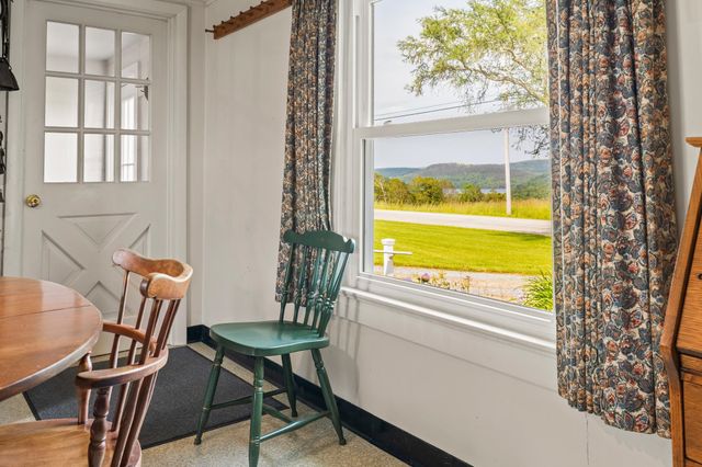395 King Hill Road, Readsboro, VT 05350