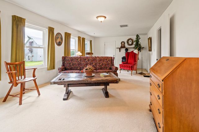395 King Hill Road, Readsboro, VT 05350