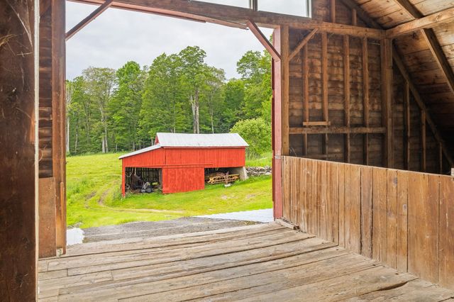 395 King Hill Road, Readsboro, VT 05350
