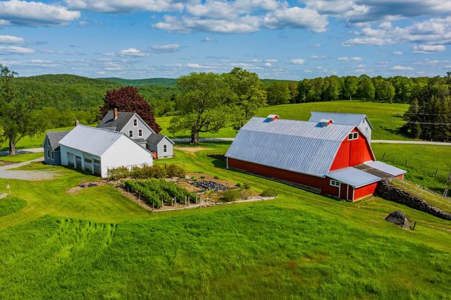 395 King Hill Road, Readsboro, VT 05350