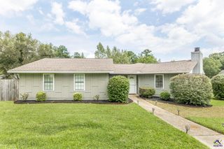 303 Wake Forest Drive, Warner Robins, GA 31093