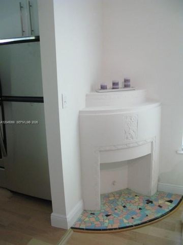 936 Pennsylvania Ave 203, Miami Beach, FL 33139