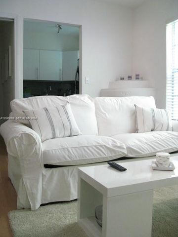 936 Pennsylvania Ave 203, Miami Beach, FL 33139