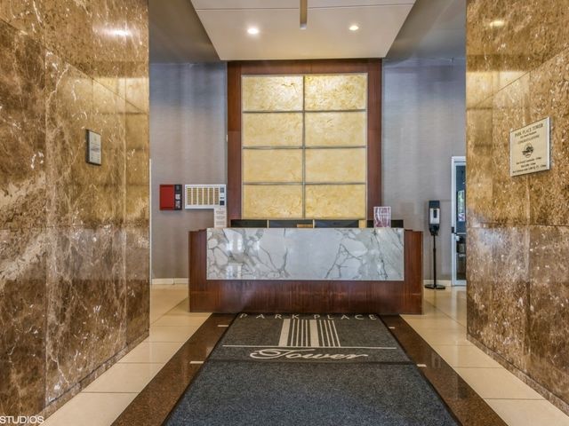 655 W Irving Park Road 5411, Chicago, IL 60613