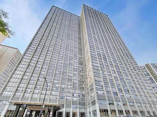 655 W Irving Park Road 5411, Chicago, IL 60613