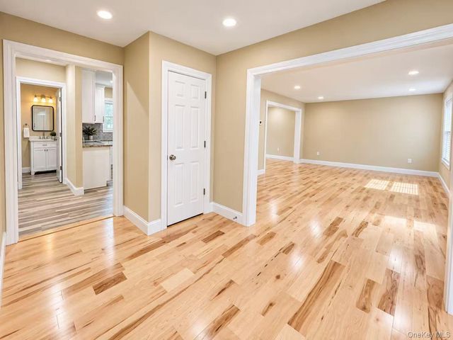 5 Saint James, Centereach, NY 11720