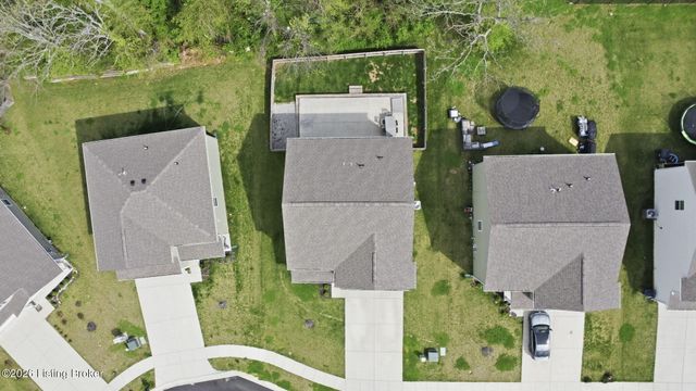 1523 Robin Rd, Shelbyville, KY 40065